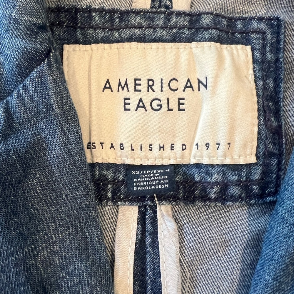 American Eagle Outfitters Women's Classic Blue Blazer - Picture 2 of 3